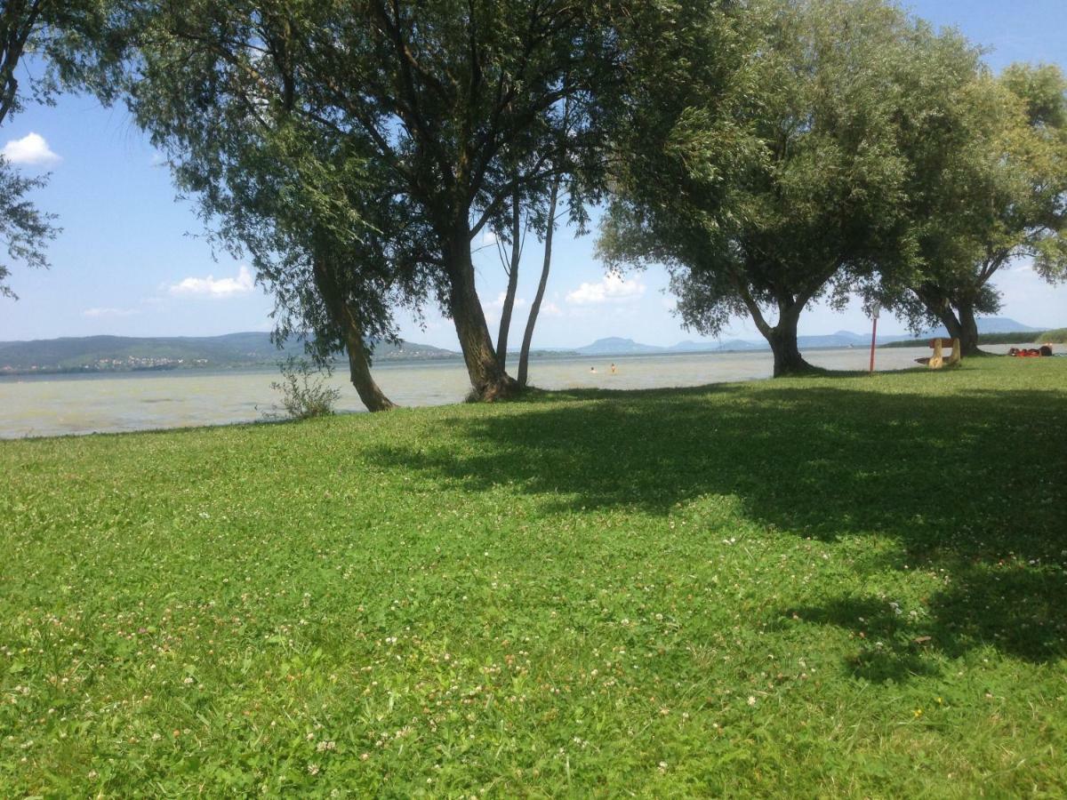 98 Petőfi utca Villa Balatonmagyarod Kültér fotó